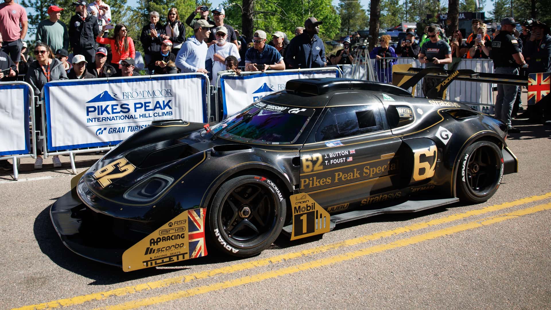 Radford-Motors-Type-62-2-Track-Car-Edition-1