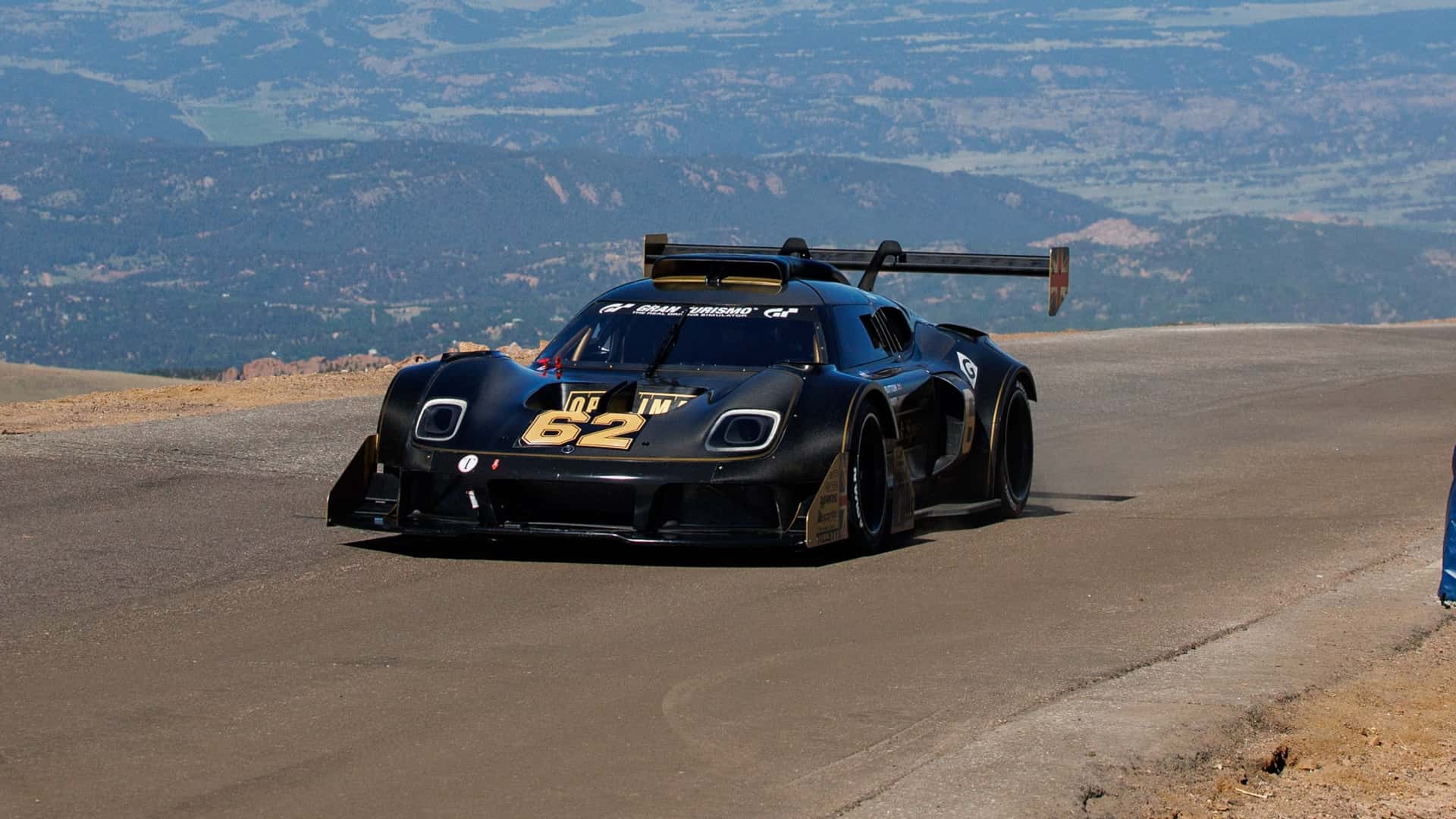 Radford-Motors-Type-62-2-Track-Car-Edition-2