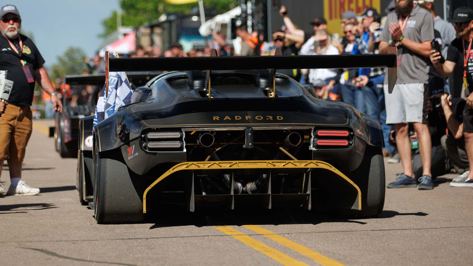 Radford-Motors-Type-62-2-Track-Car-Edition-4