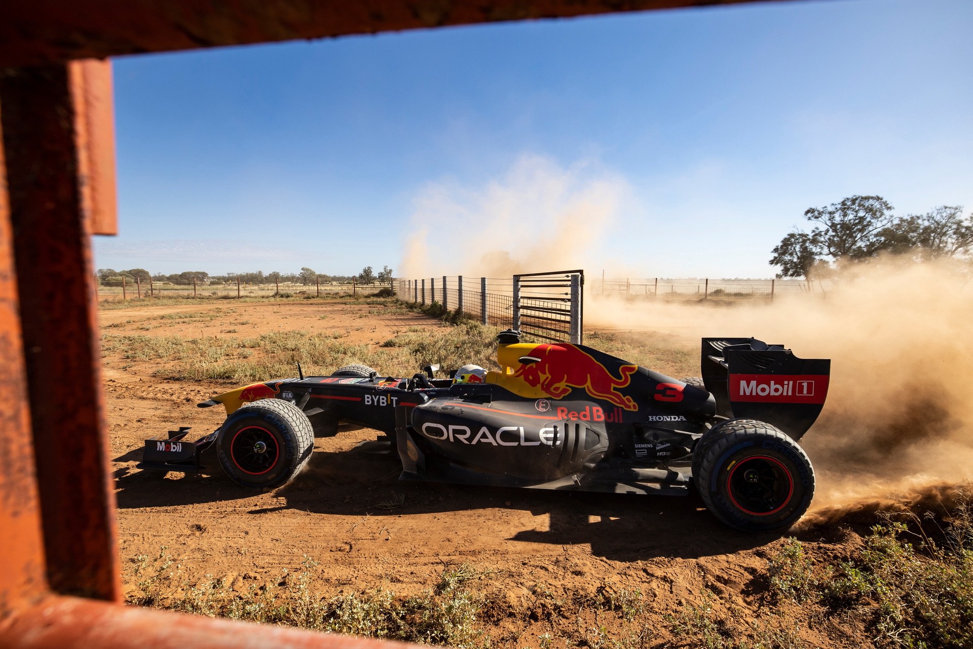 oracle_red_bull_racing_and_the_rb_7-2