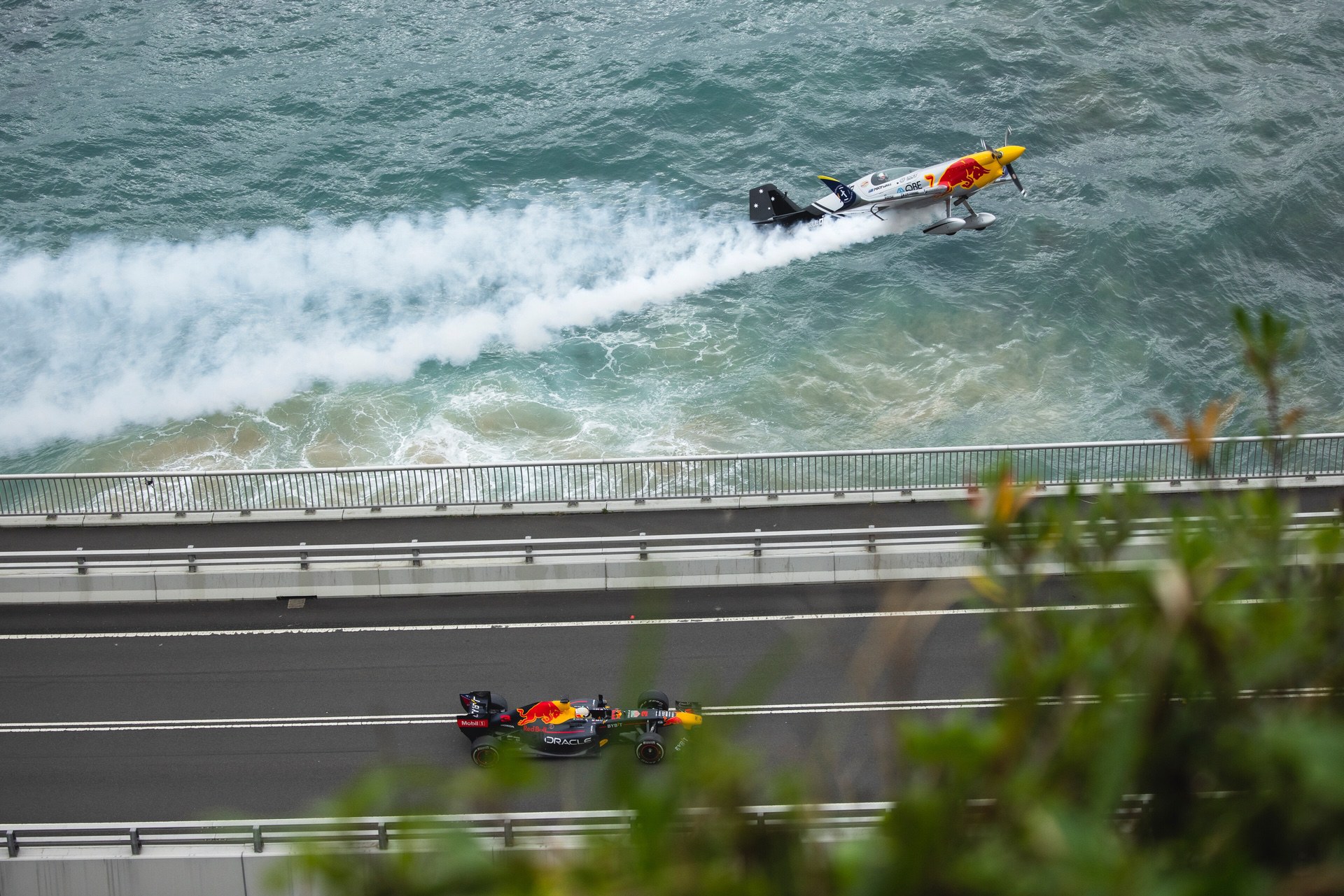 oracle_red_bull_racing_and_the_rb_7-3