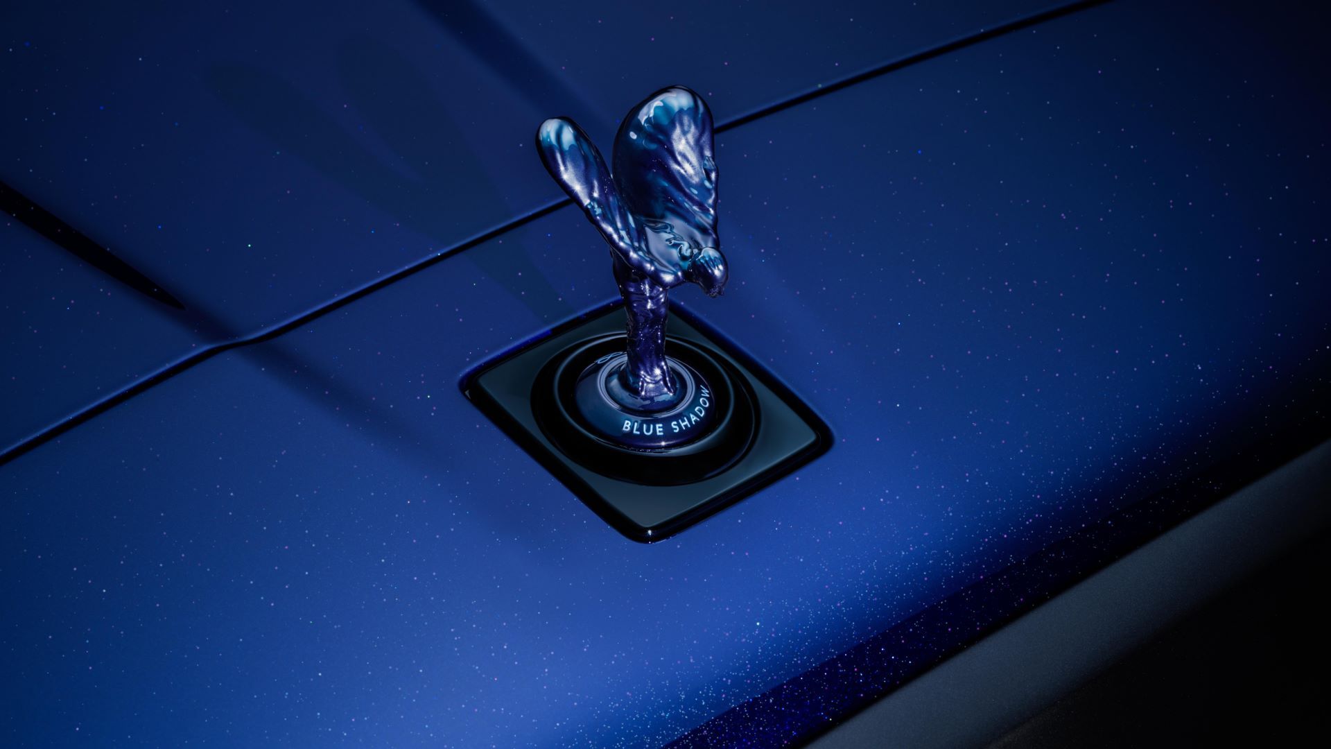 Rolls-Royce-Cullinan-Blue-Shadow-Edition-11