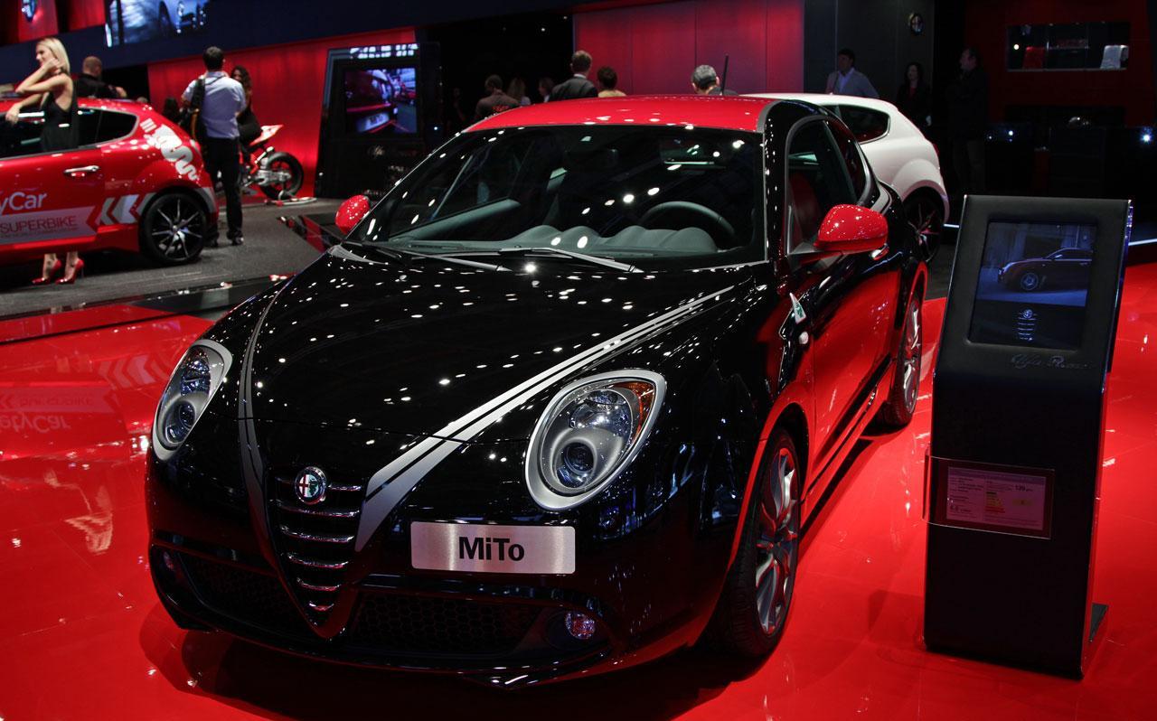 черный автомобиль alfa mito sbk загрузить