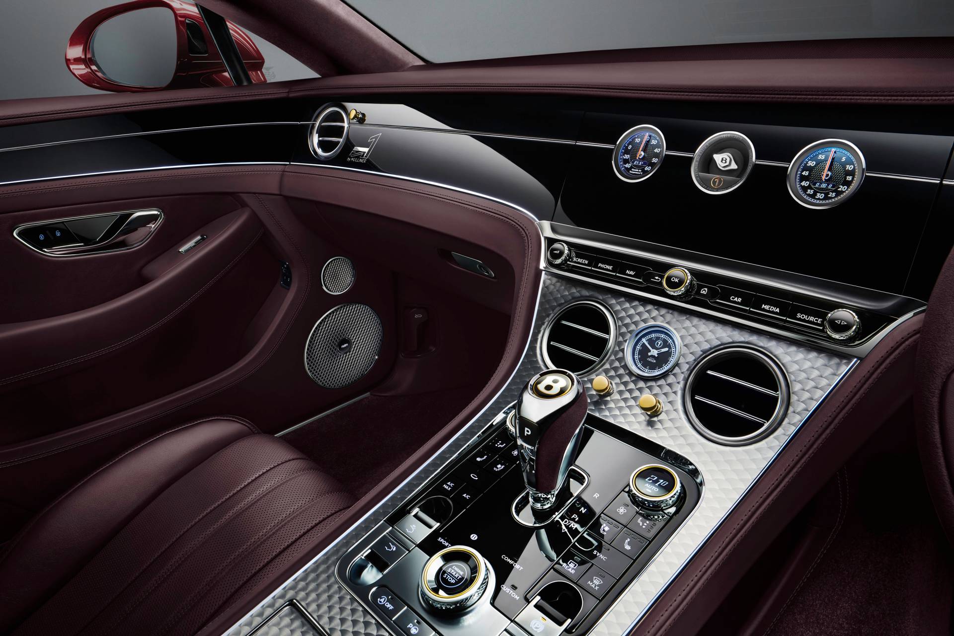 Bentley_Continental_GT_Convertible_Number_1_Edition_by_Mulliner_0005