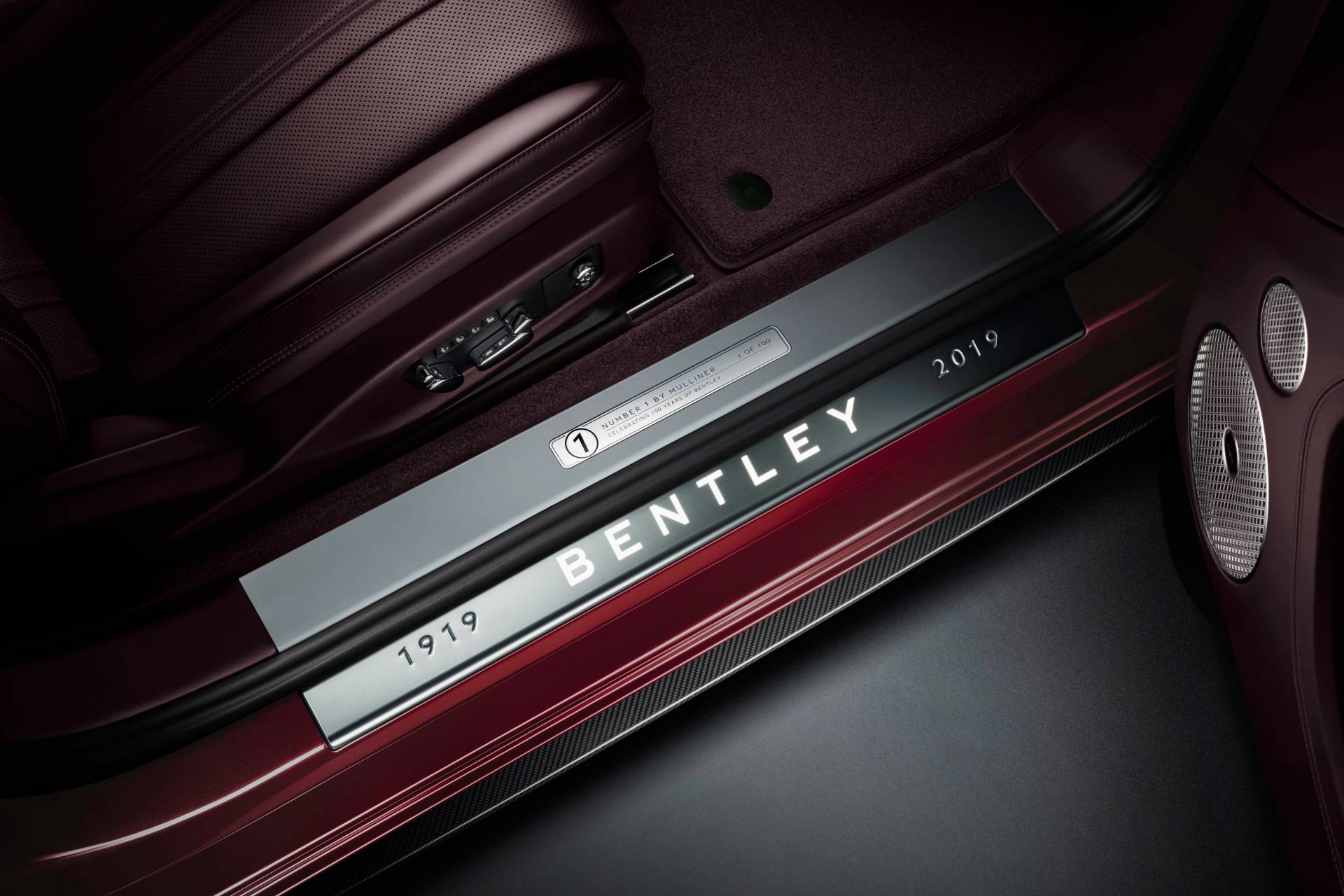 Bentley_Continental_GT_Convertible_Number_1_Edition_by_Mulliner_0007
