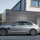 BMW-330e-7