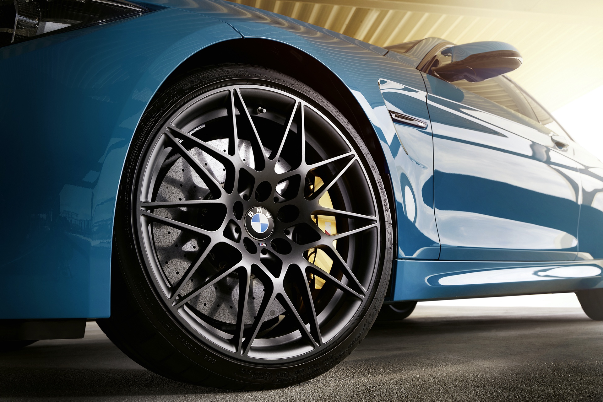 BMW_M4_Edition_M_Heritage_0005