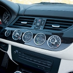 2010_z4_hi_02.jpg