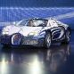 Bugatti Veyron Grand Sports LOr Blanc Live in IAA 2011