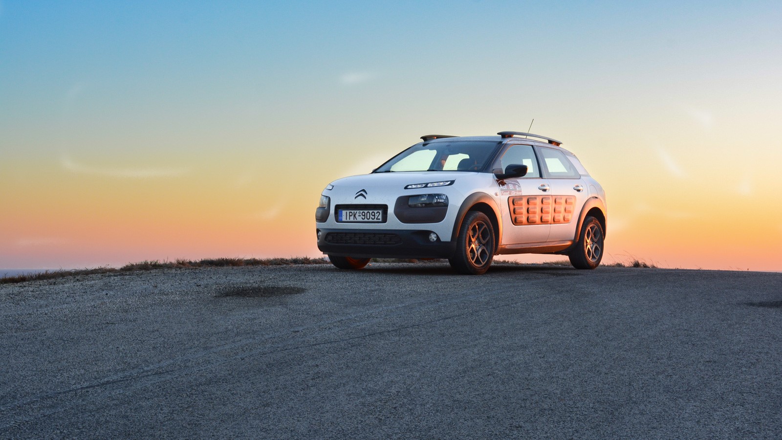 Test Drive:  3.000    Citroen C4 Cactus diesel -  Autoblog.gr