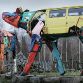enormous-cows-made-from-recycled-car-parts-2