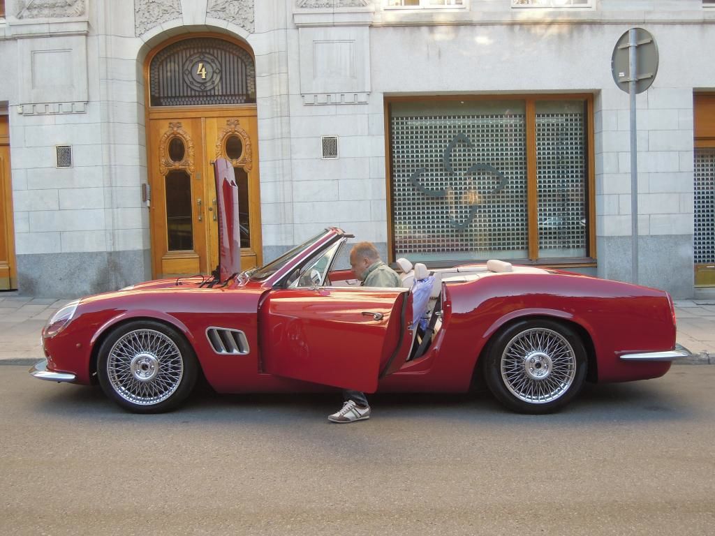 Και όμως αυτή η Ferrari 250 GT California Spyder είναι ...