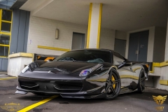 Ferrari 458 Italia by Luxury Custom