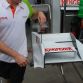 australia-gp-2009-pit-lane-photos-11.jpg