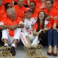Team celebrates victory of Jenson Button at Hungarian GP - hoch-zwei.net