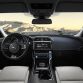 Jaguar XE 2017 (12)