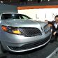 Lincoln MKS facelift 2013