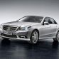 2010-mercedes-benz-e-class-sedan_14.jpg