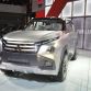 Mitsubishi_Concept_GC-PHEV_07