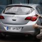 2010-opel-astra-36