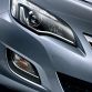 2010-opel-astra-40