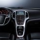 2010-opel-astra-5