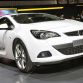 opel-insignia-bi-turbo-live-in-geneva-2012-3