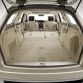 2010-mercedes-e-class-estate-40