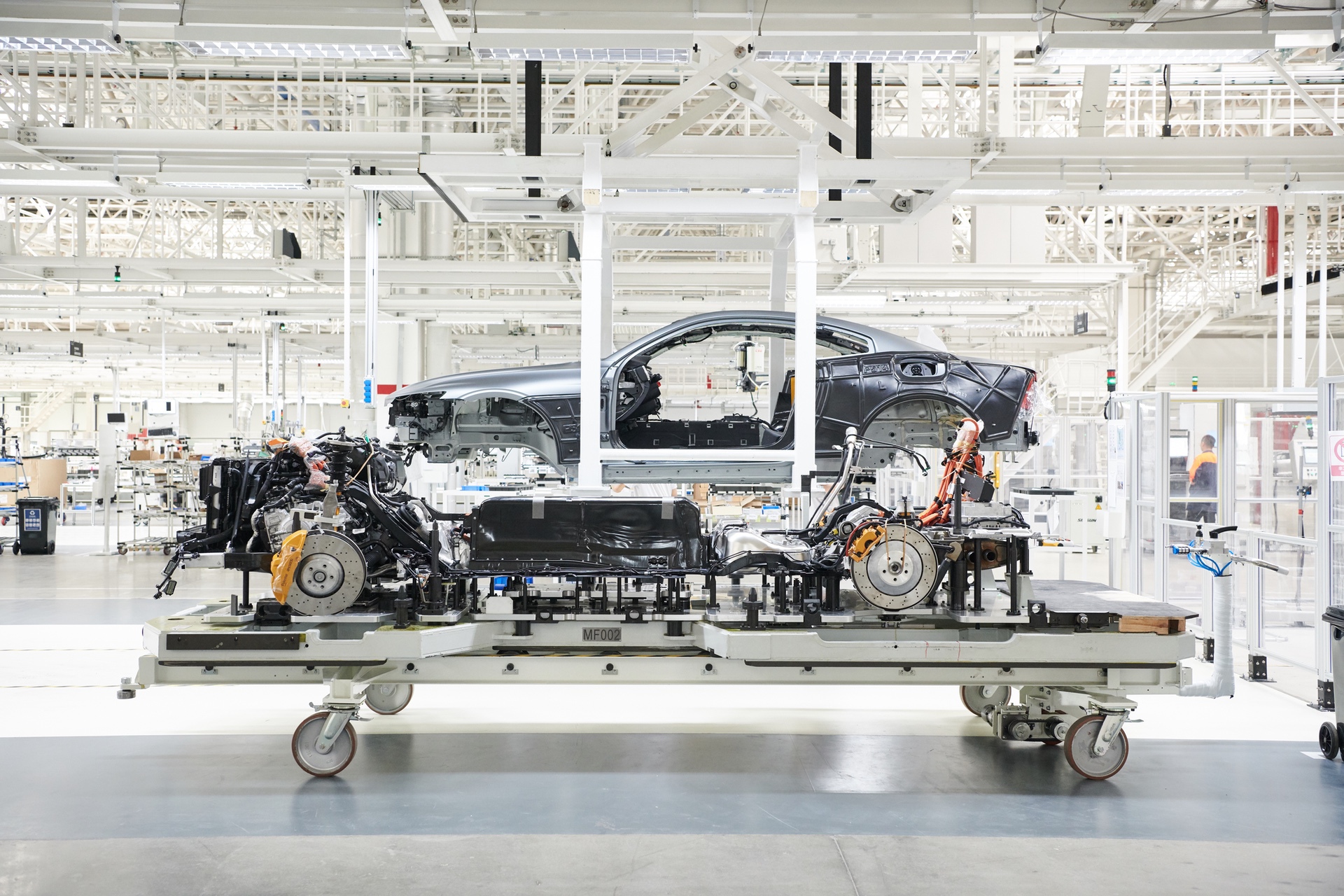 Polestar_Chengdu_Production_Centre_Polestar_1_010_The_Marriage_Point