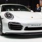 porsche-911-turbo-s-2014-live-in-frankfurt-2013-3