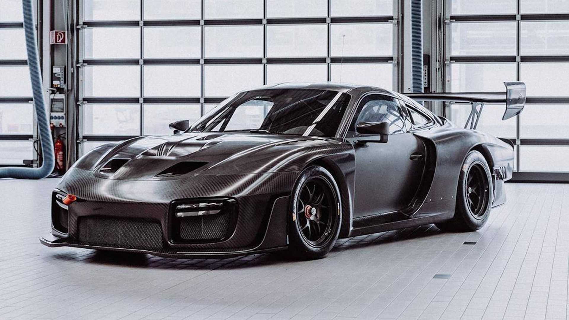 Bac Mono Price >> H Porsche 935 με γυμνό carbon γίνεται ακόμα πιο κολασμένη ... Bac Mono Price >> H Porsche 935 με γυμνό carbon γίνεται ακόμα πιο κολασμένη ...