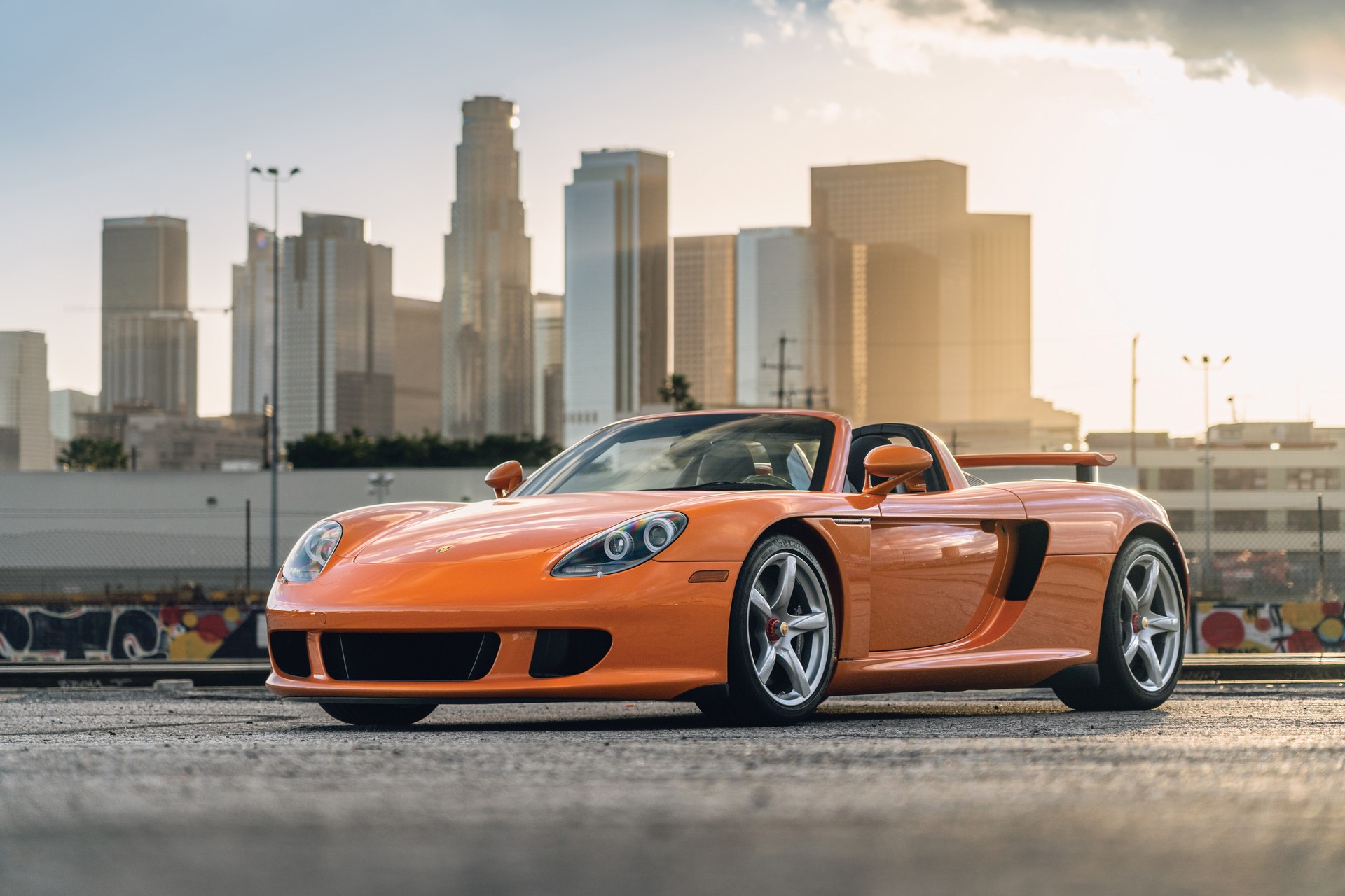 2005-Porsche-Carrera-GT-_0