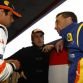 2009 Formula One Testing
Autodromo Internacional do Algarve.
Portimao, Portugal. 19th January 2008
Nelson Piquet Jr and Fernando Alonso, Renault R29. Talk with a RenaultF1 team member. Portrait.
World Copyright: Charles Coates/LAT Photographic
ref:Digital Image _26Y1710