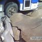 streets-in-russian-city-of-samara-swallowing-cars-photo-gallery-medium_10