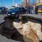 streets-in-russian-city-of-samara-swallowing-cars-photo-gallery-medium_34