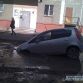streets-in-russian-city-of-samara-swallowing-cars-photo-gallery-medium_37