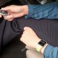 MB Companion AppZielsicher von TÃ¼r-zu-TÃ¼r mit der MB Companion App: Die MB Companion App ermÃ¶glicht es Mercedes-Benz Kunden; nach Zielen auf der Apple Watch oder dem iPhone zu suchen und diese dann als komplette âTÃ¼r-zu-TÃ¼r-Navigationâ mit ihrem Fahrzeug zu verknÃ¼pfen.