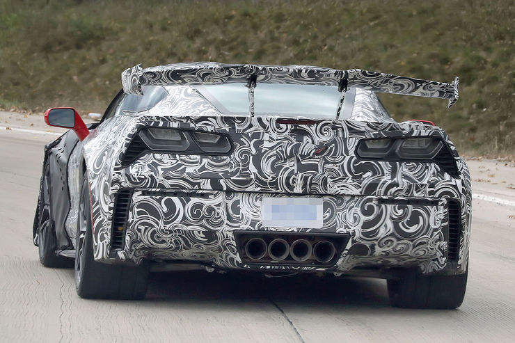 Spy_Photos_Chevrolet_Corvette_ZR1_C7_09