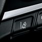 2014-toyota-harrier-23