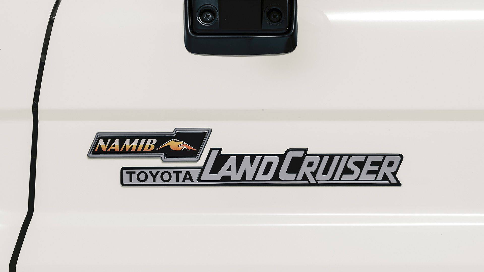 Toyota-Land-Cruiser-Namib-4