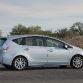 toyota-prius-v-2012-17