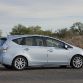 toyota-prius-v-2012-18