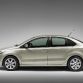volkswagen-polo-v-sedan-2011-18