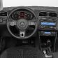 volkswagen-polo-v-sedan-2011-33