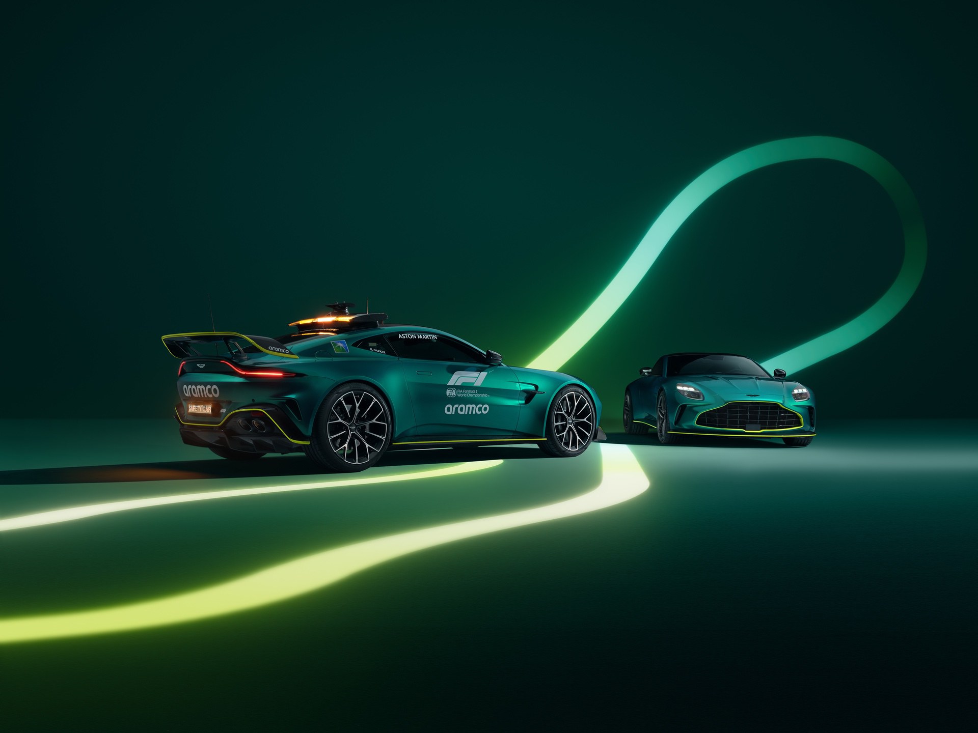 NewAstonMartinVantage_OfficialSafetyCarofFormula1-09-6