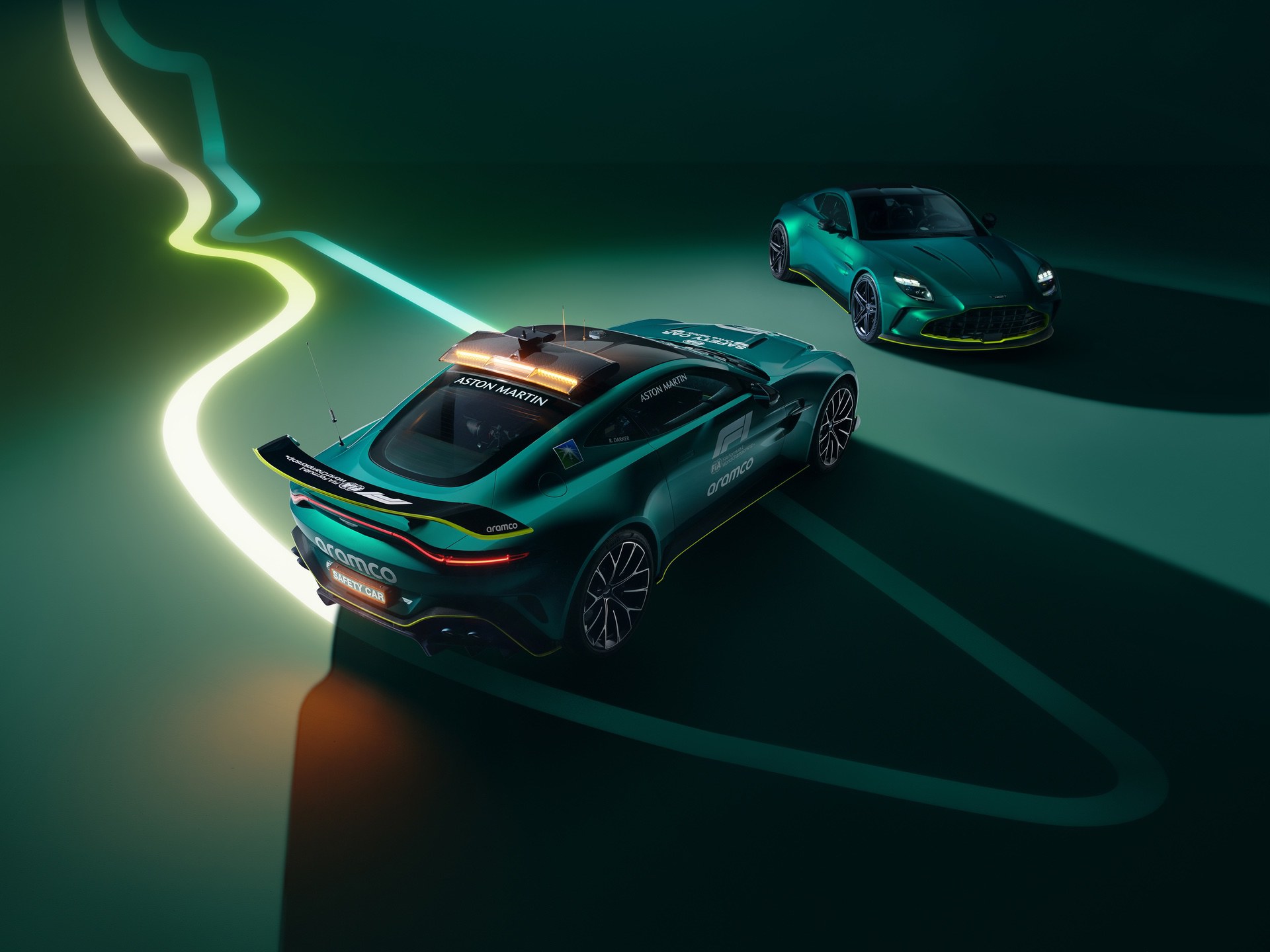 NewAstonMartinVantage_OfficialSafetyCarofFormula1-09-7