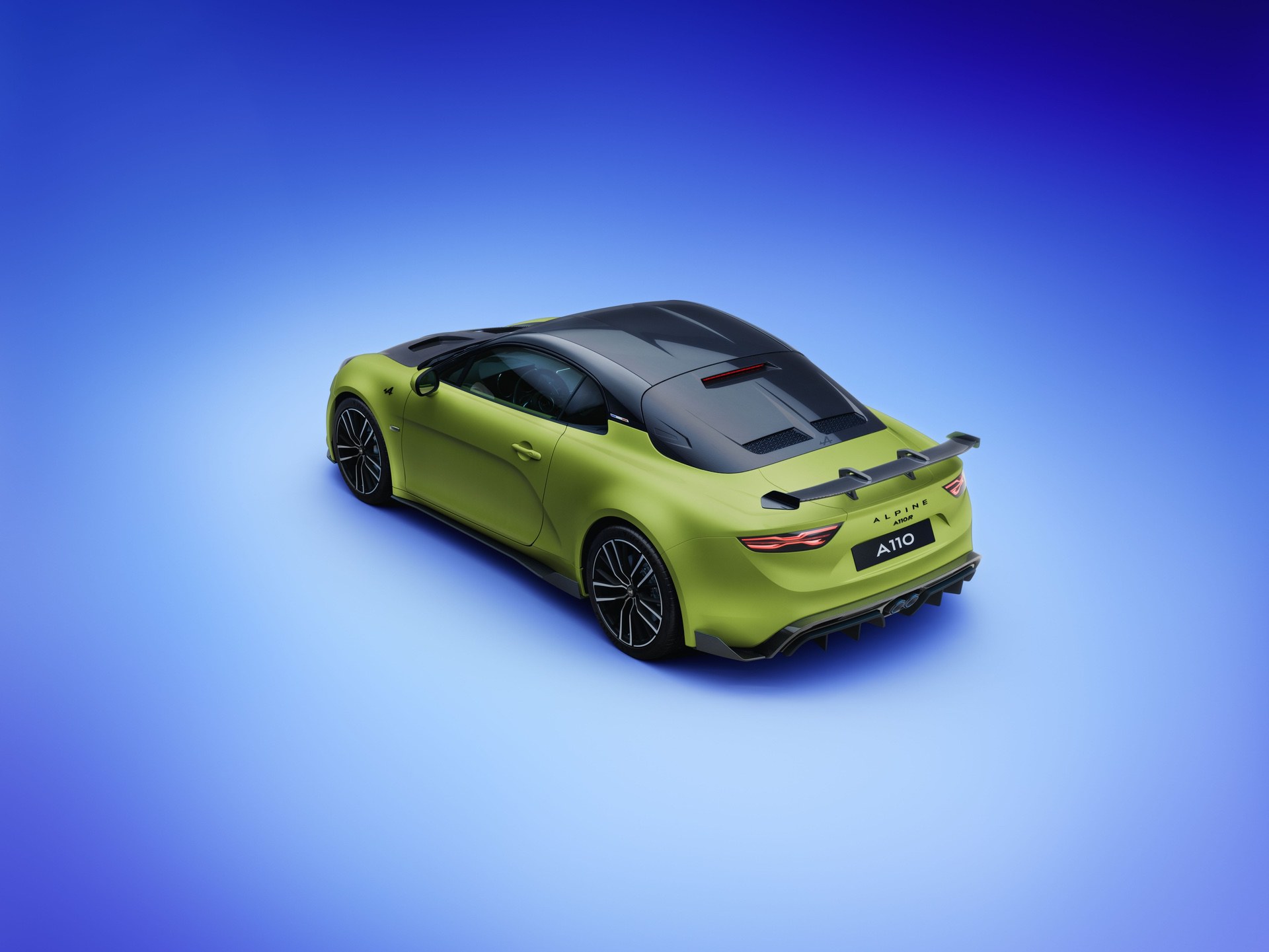 010_MOT_06_34_REAR_v13_ds