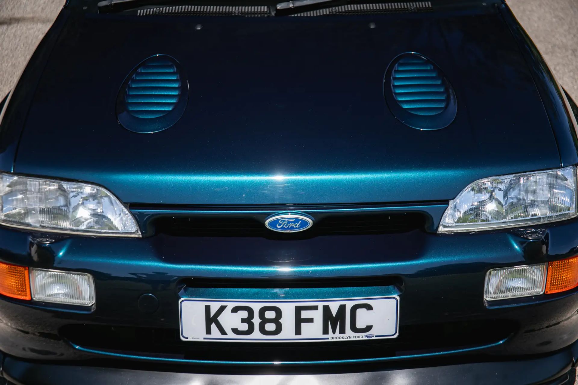 Jeremy-Clarkson-Ford-Escort-RS-Cosworth-15