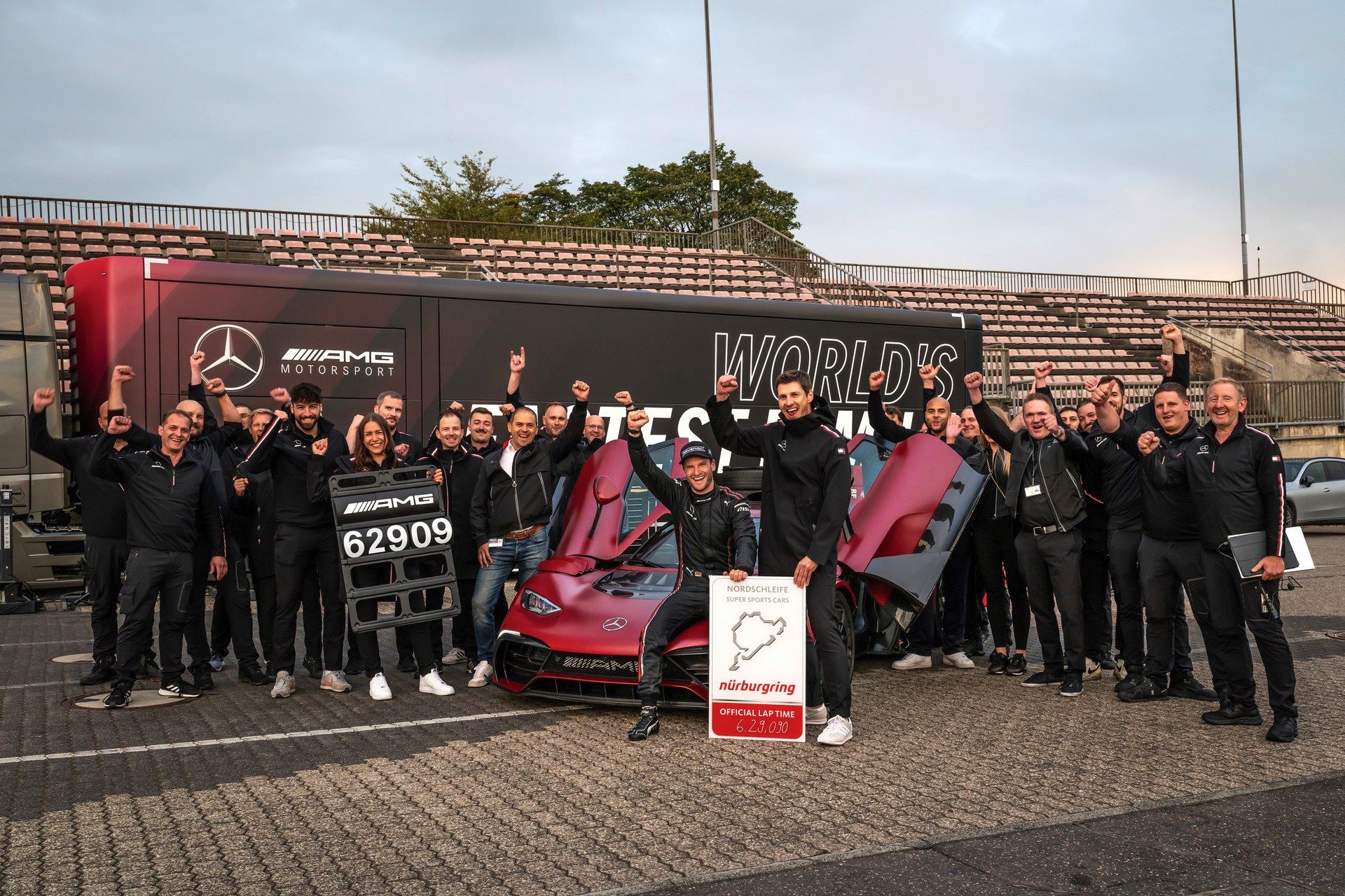 Mercedes-Benz_AMG_ONE_Nordschleife_2024-17