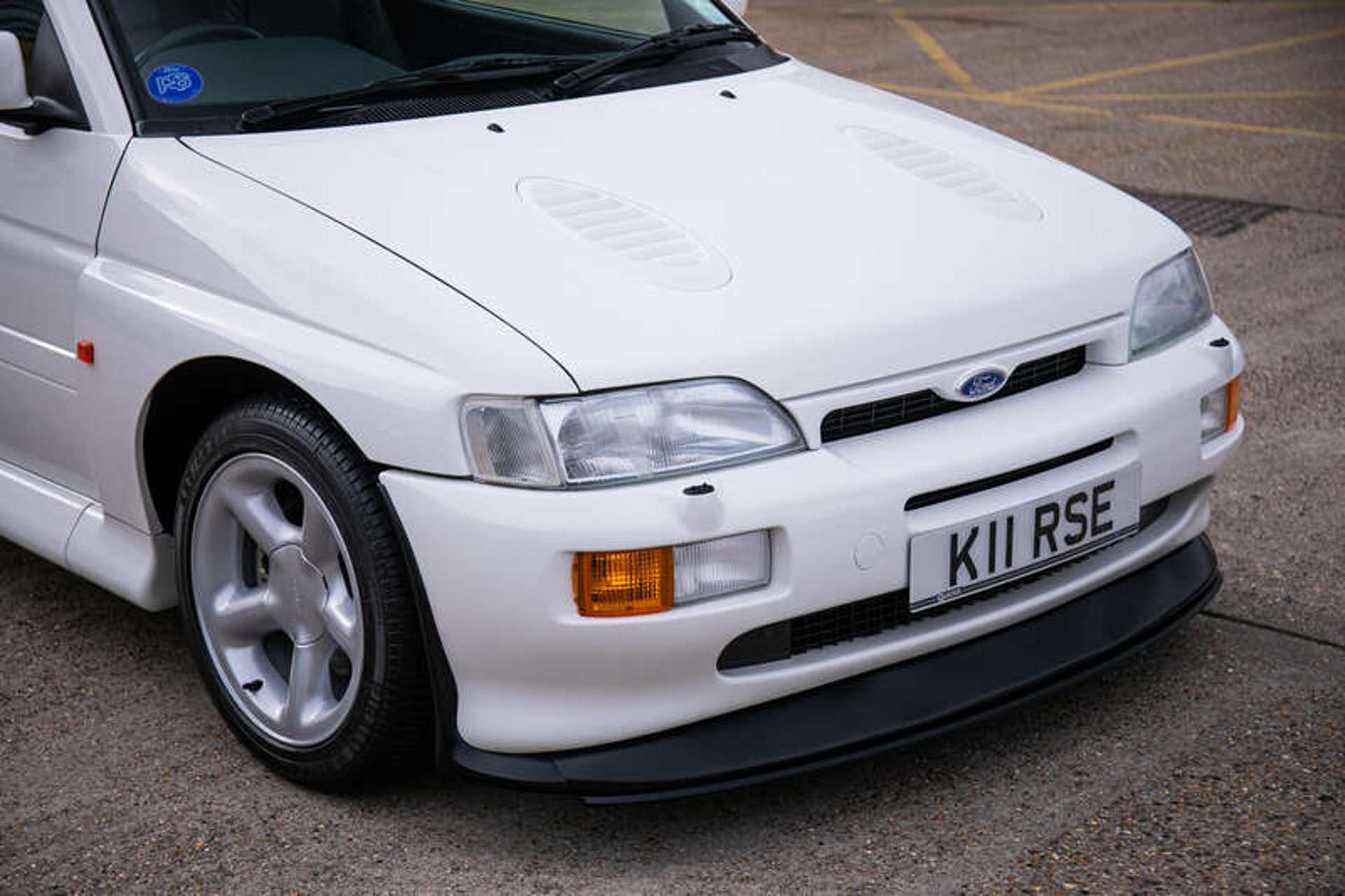 1992-Ford-Escort-RS-Cosworth-Lux-20